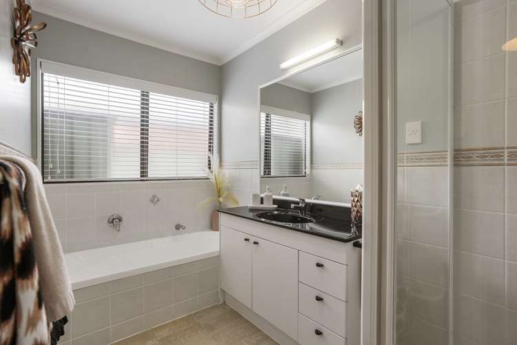 11 Huntaway Lane Te Atatu Peninsula_19