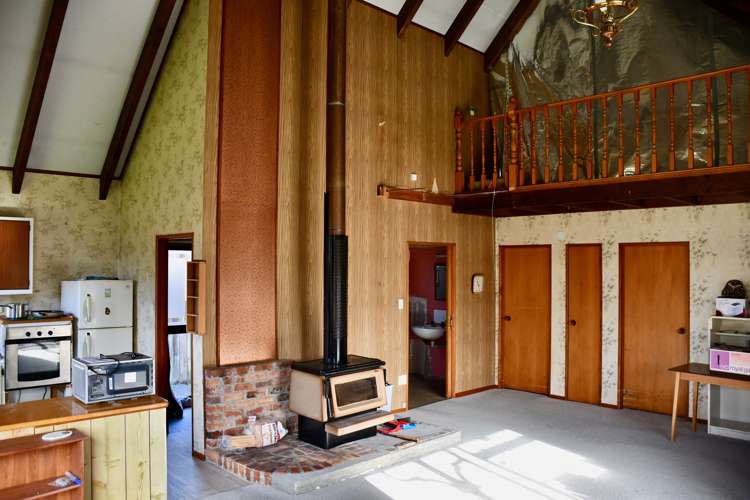 27 Wharf Road Karamea_2