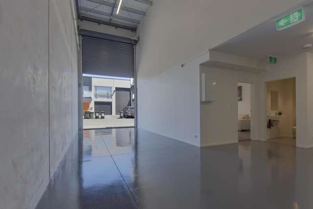 3/45 Karepiro Drive Stanmore Bay_1