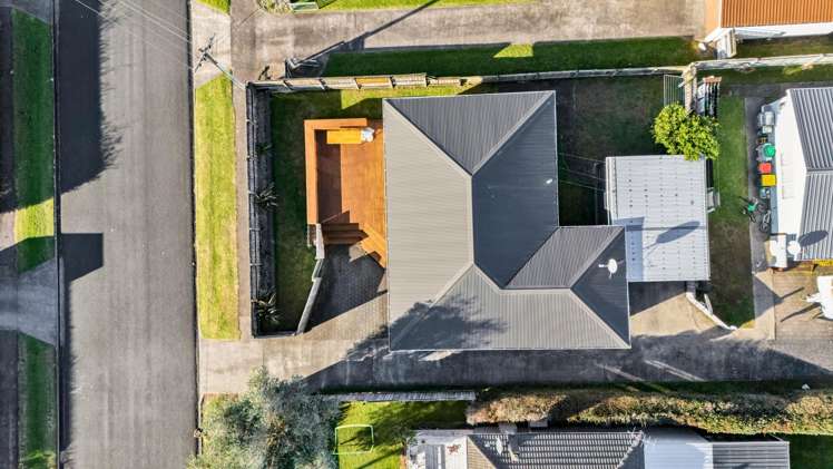 12 Karaka Street Merrilands_10