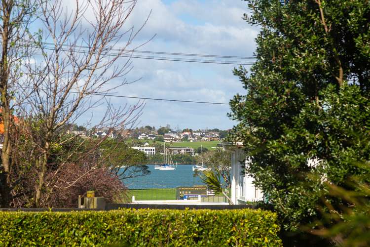 4 Benghazi Road Panmure_18