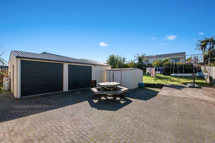 6 Puriri Crescent Hillcrest_12