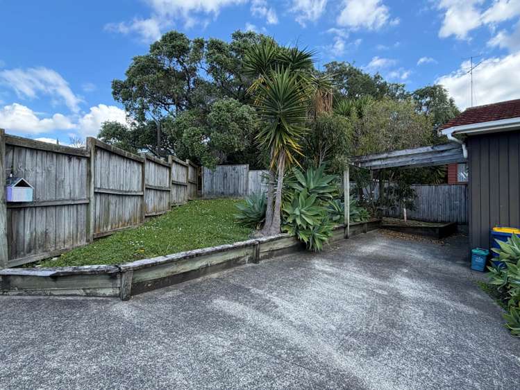 24 Nutsey Avenue Northcote_1