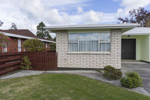 68 Warwick Street Feilding_2