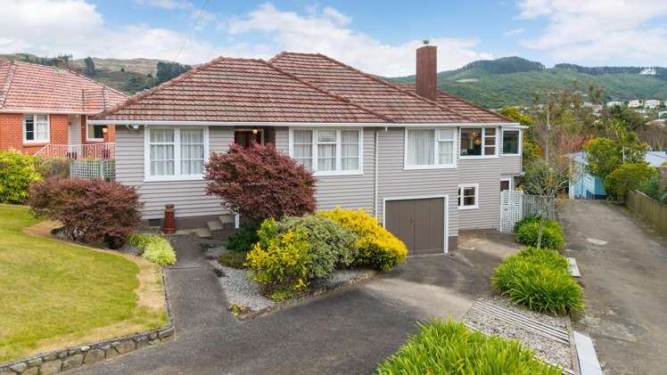 64 Taylor Terrace Tawa_21