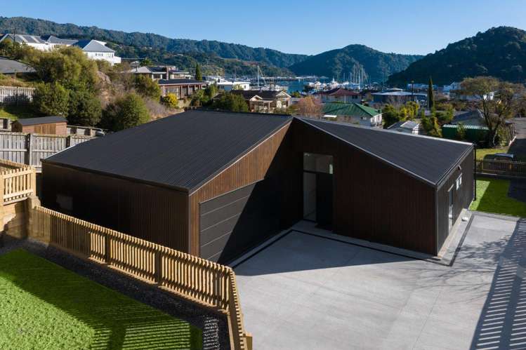 12B Russell Street Picton_13