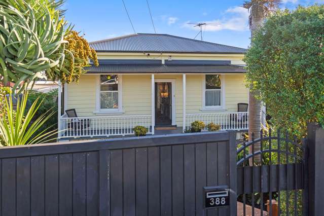 Renovated villa with granny flat
