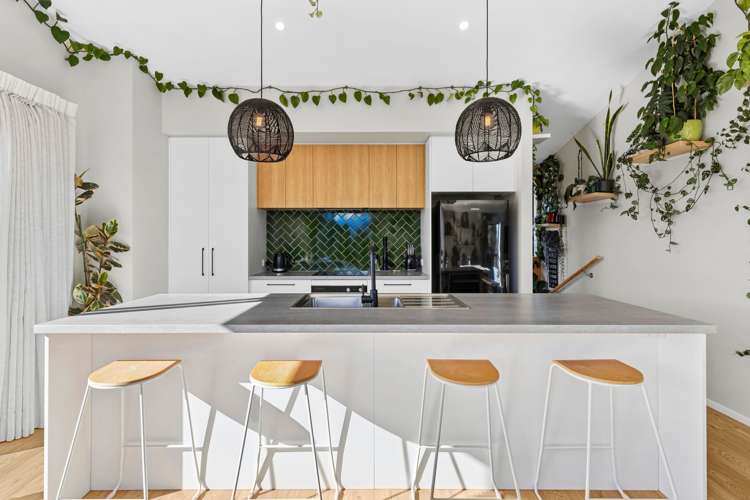 8 Courtney Street East Motueka_3