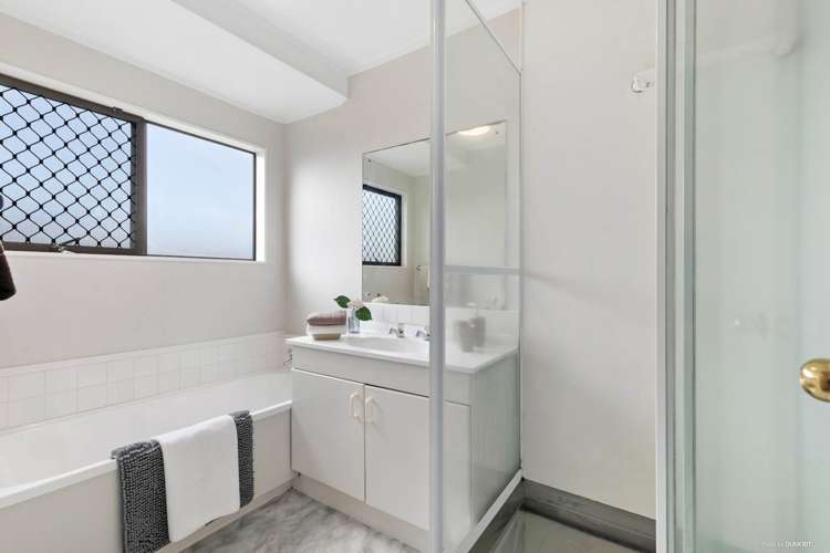 10 Monaco Place Mount Wellington_12