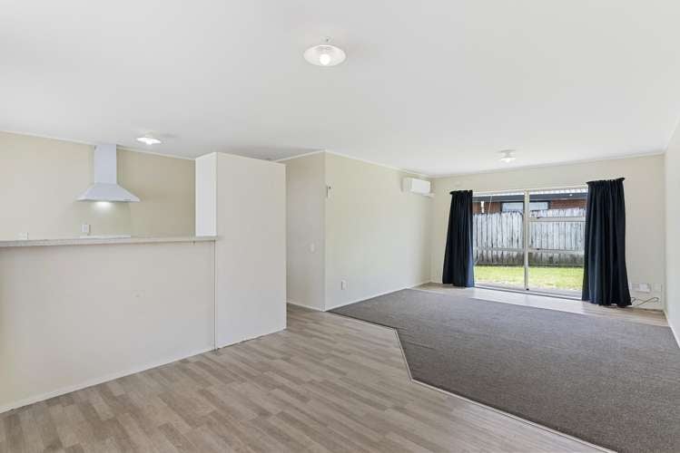 2/44 Wai Iti Place Clendon Park_5