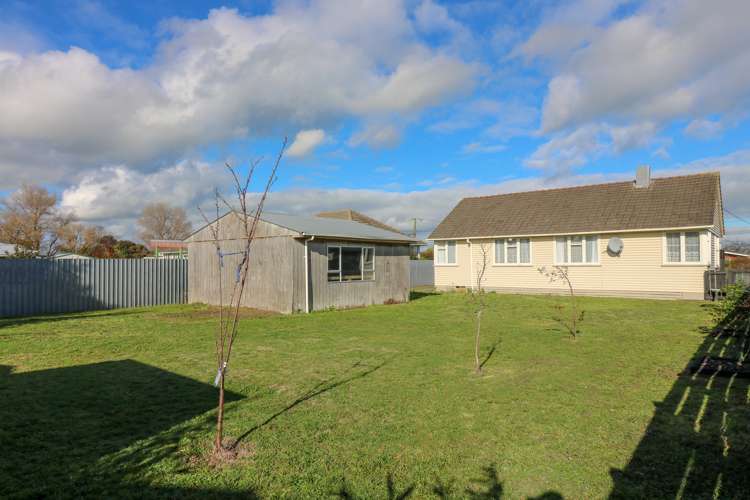 21 Collins Crescent Feilding_10