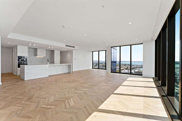 3701/51 Albert Street 10015_3