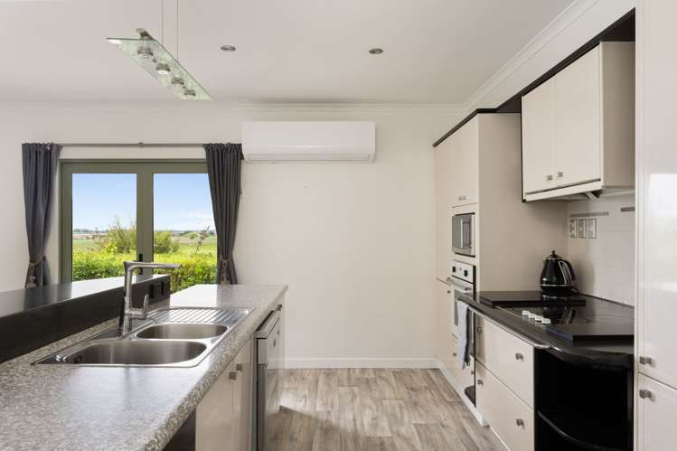 26 Repongaere Road Patutahi_11