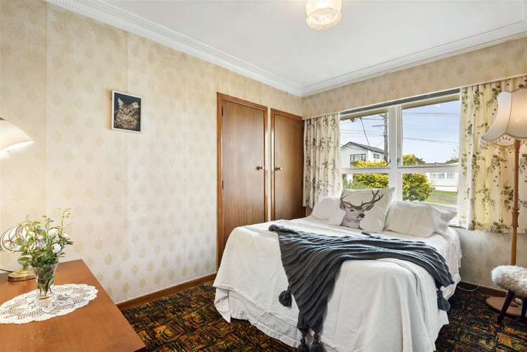 84 Royal View Road Te Atatu South_22