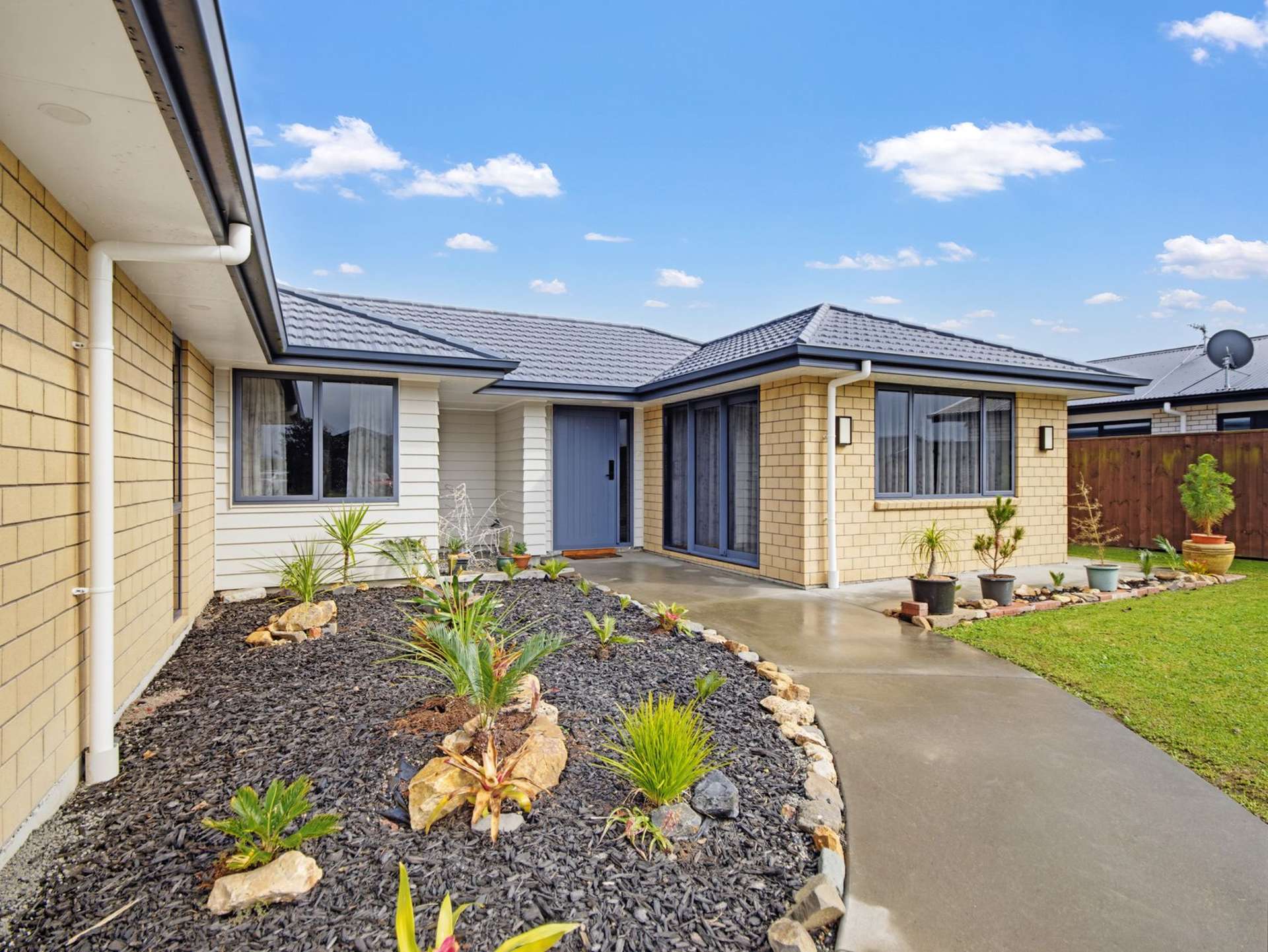 27 Costello Drive Ngatea_0