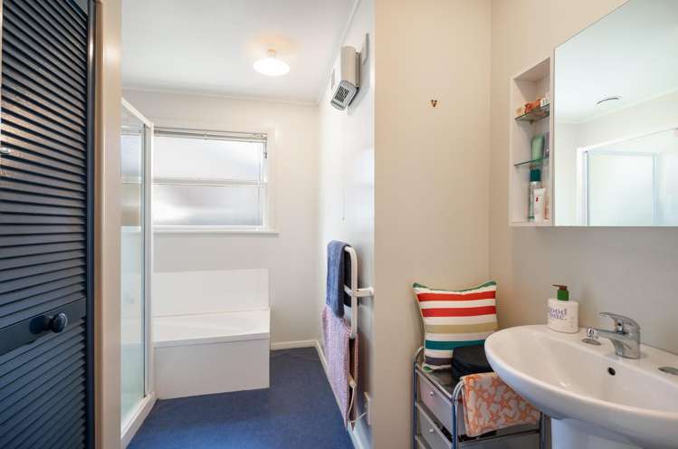 179 The Ridgeway Stoke_7