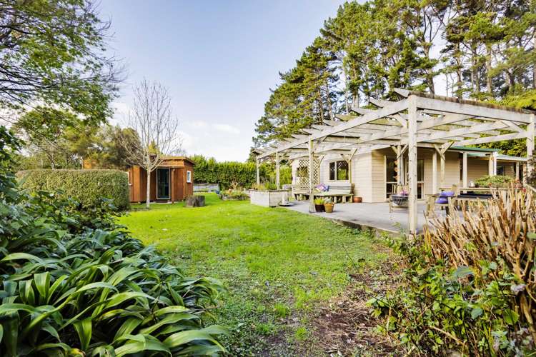 164 Cross Road Lepperton_23