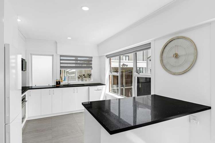 2/286 Porchester Road_2