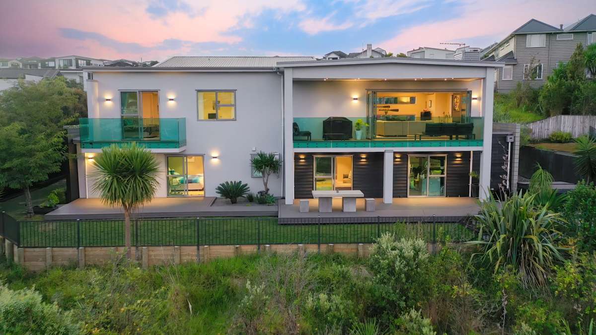 Remuremu 26 Remuremu Street | Long Bay | North Shore City | Houses for Sale ...