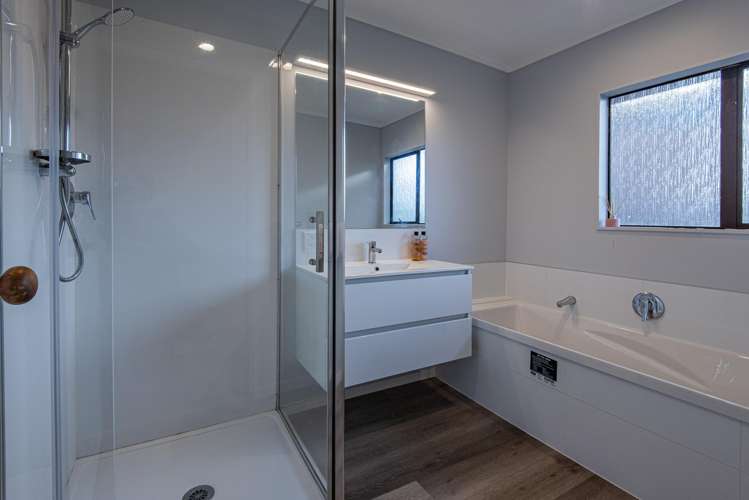 57 George Point Road Onerahi_11