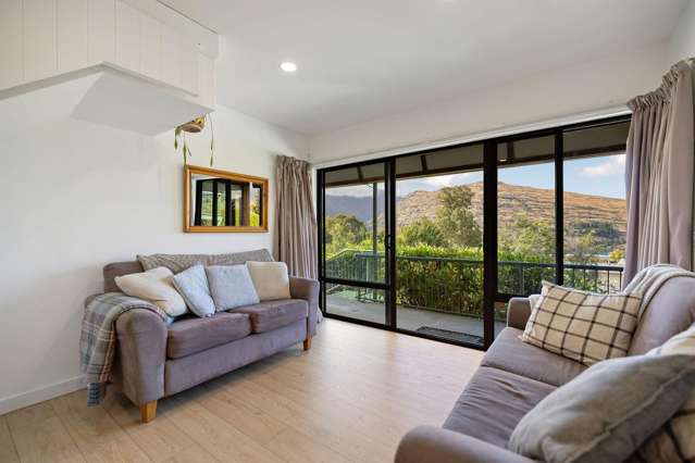 10/43 Goldridge Way Queenstown_1