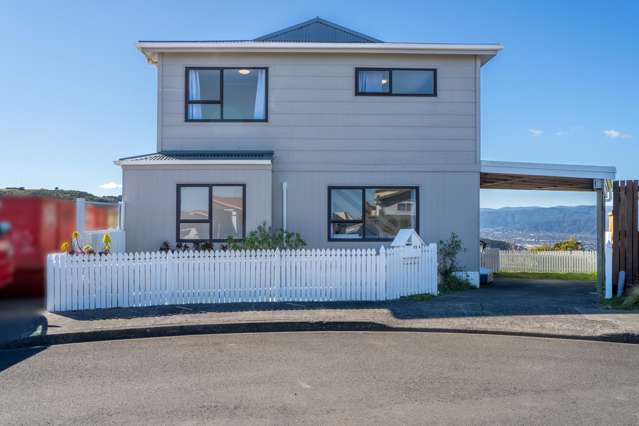 A FIRST HOME WITH  HARBOUR VIEW