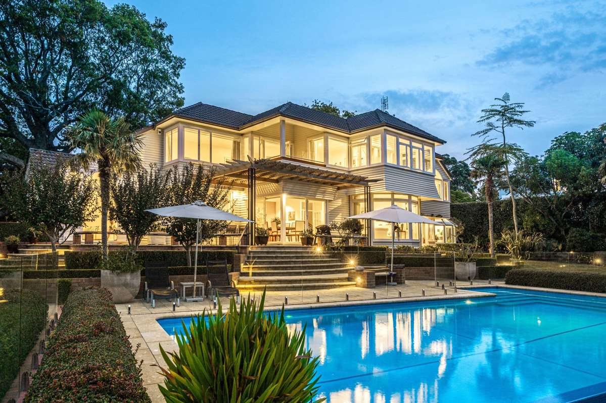 4 Fern Glen Road North_0