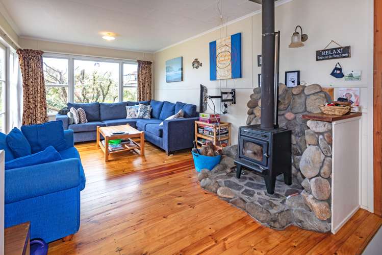 215 Beverley Terrace Whangamata_5
