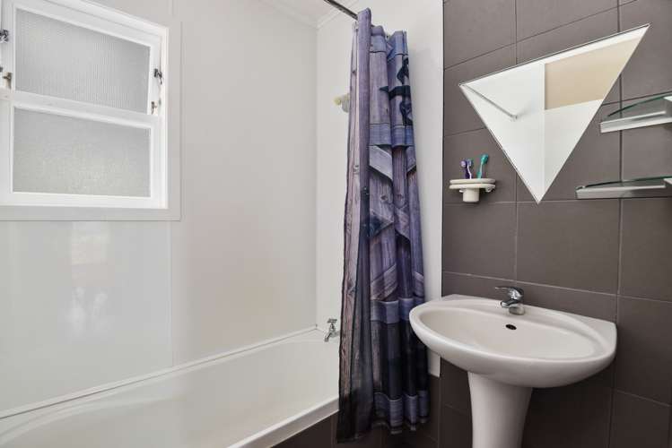 1 Rimuvale Street Pukehangi_8