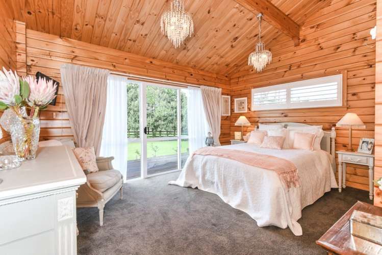 36 Henson Road Whitford_14