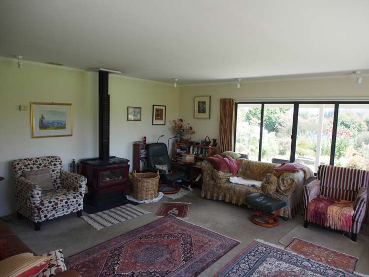 337 Elsthorpe Road Otane_12