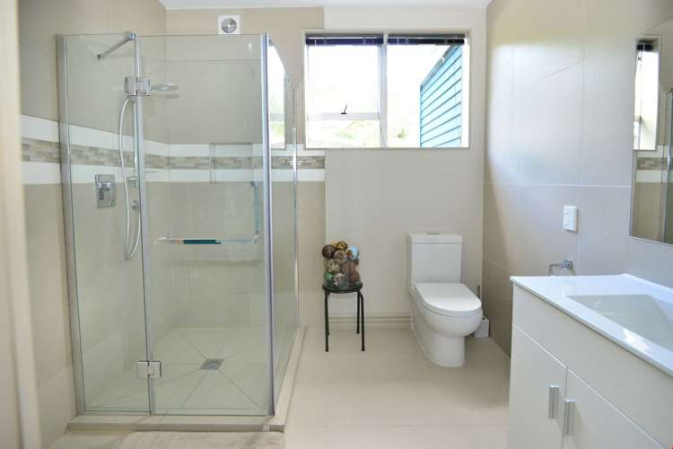 39 Elliston Crescent Stanmore Bay_11