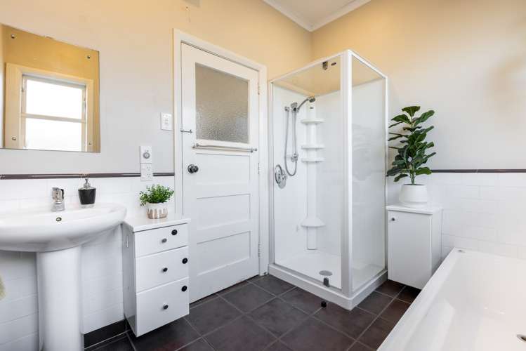 235 Georges Drive Napier South_15