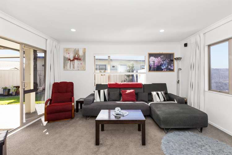 9 Pania Place Poraiti_9