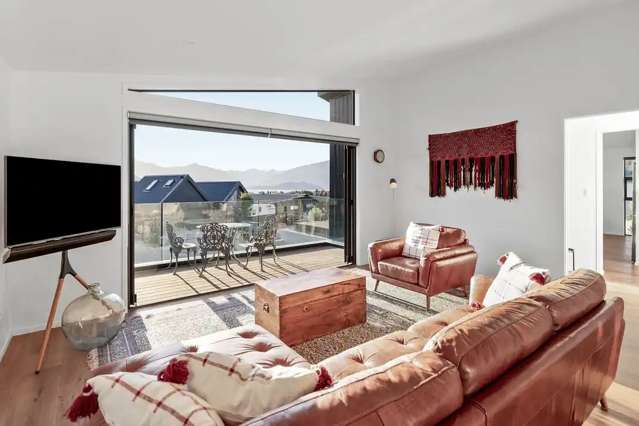 9 Mcneil Crescent Wanaka_3