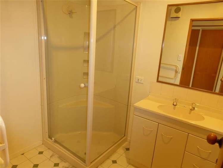 38 Shands Road Hornby_12