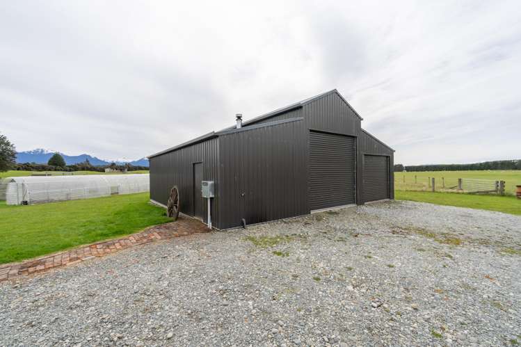 88 Holmwood Road Manapouri_14