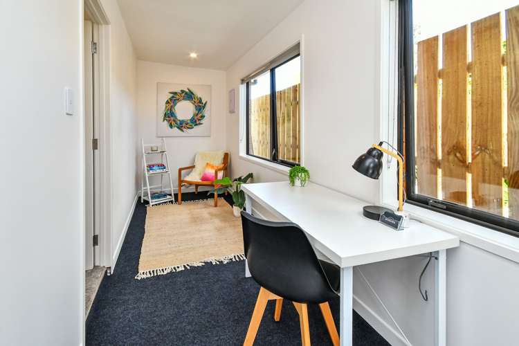 38 Diorella Drive Clover Park_22