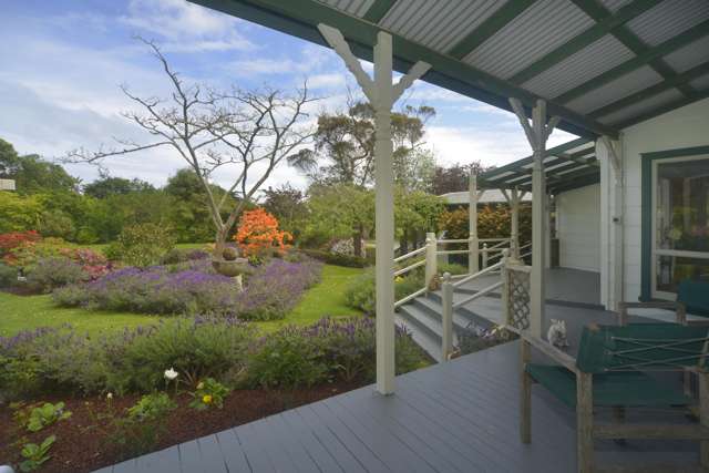 56 County Road Otaki_1