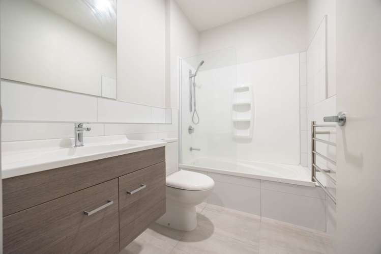 18 Ceramic Lane New Lynn_17
