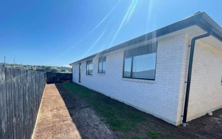 11 Royal Saint Annes Drive Kamo_17