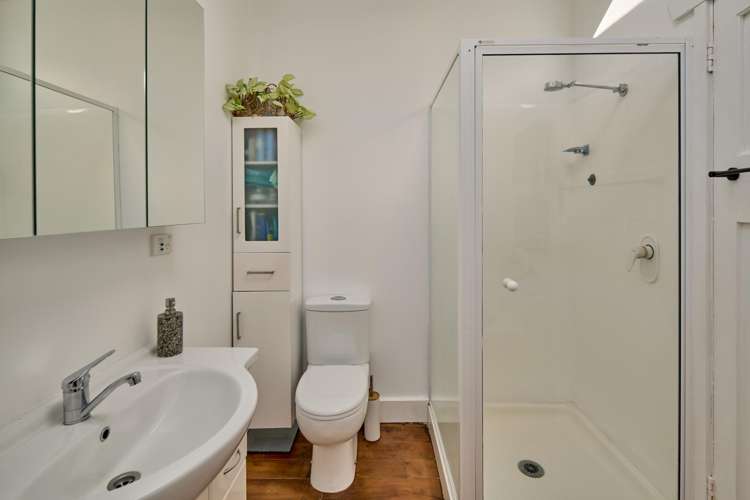 191 Knights Road Hutt Central_11
