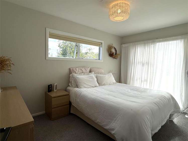 16 Eskdale Road Birkdale_8