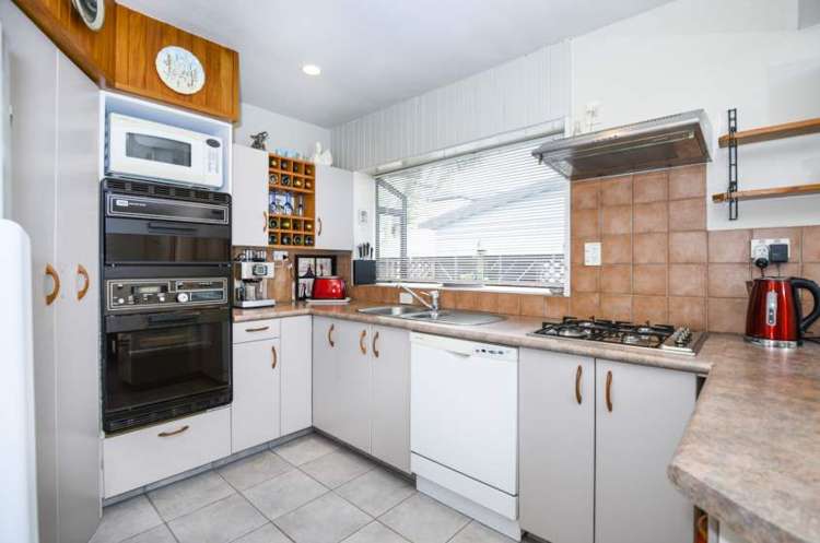 2/18 Wairakei Street Greenlane_3