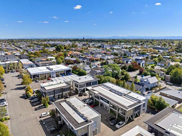 15B Leslie Hills Drive City Centre_3