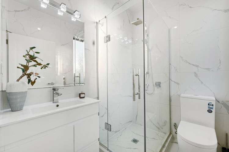 6C Tiroroa Avenue Te Atatu South_12