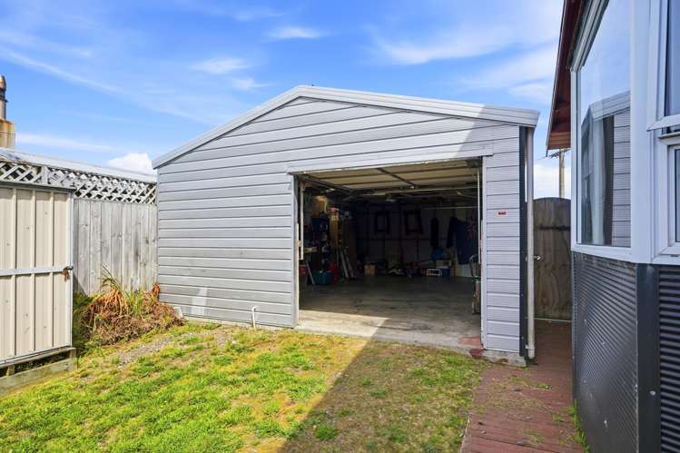 10 Andresen Street Foxton Beach_17