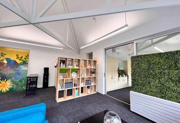 160 Broadway Newmarket_1