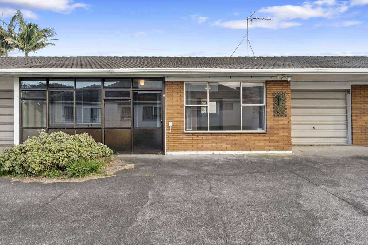 2/51 Huia Road_0
