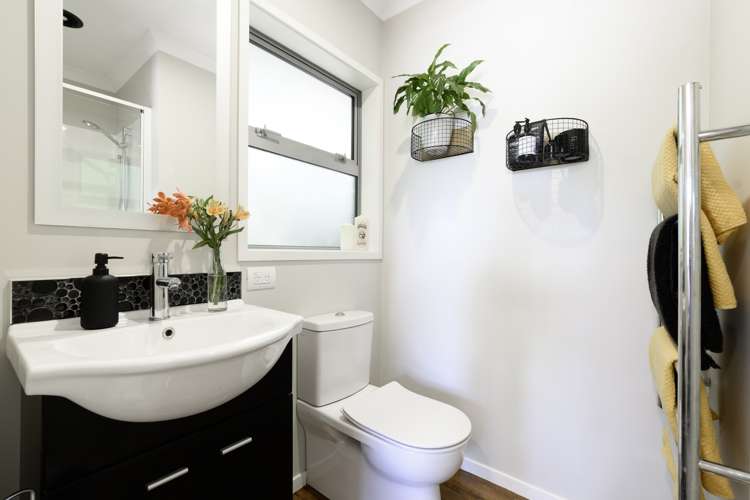 140 Bellevue Road Brookfield_17